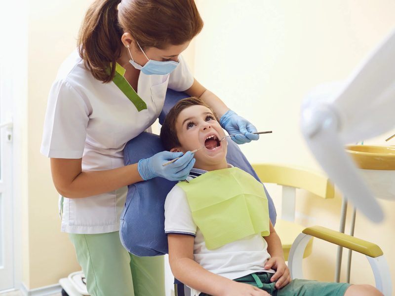 Odontopediatría: atención dental especializada para niños